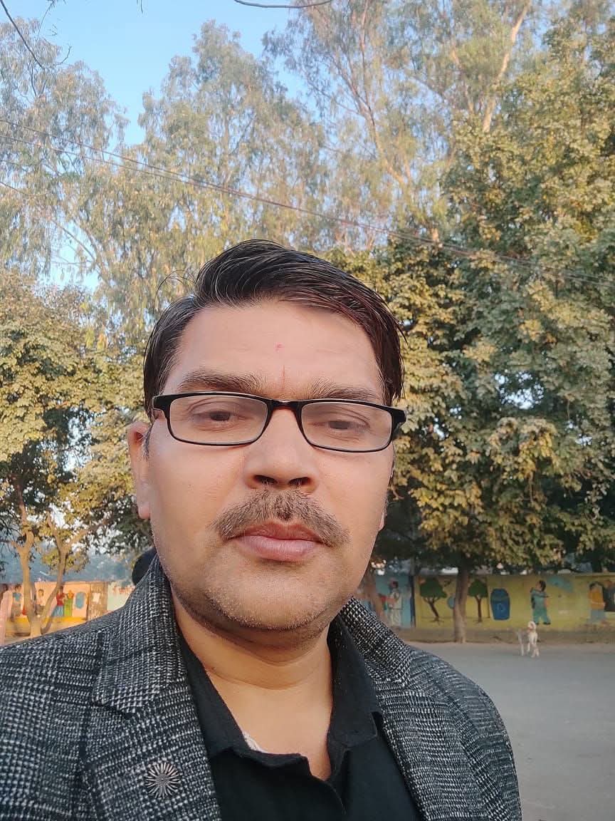 Dr Pankaj Tiwari
